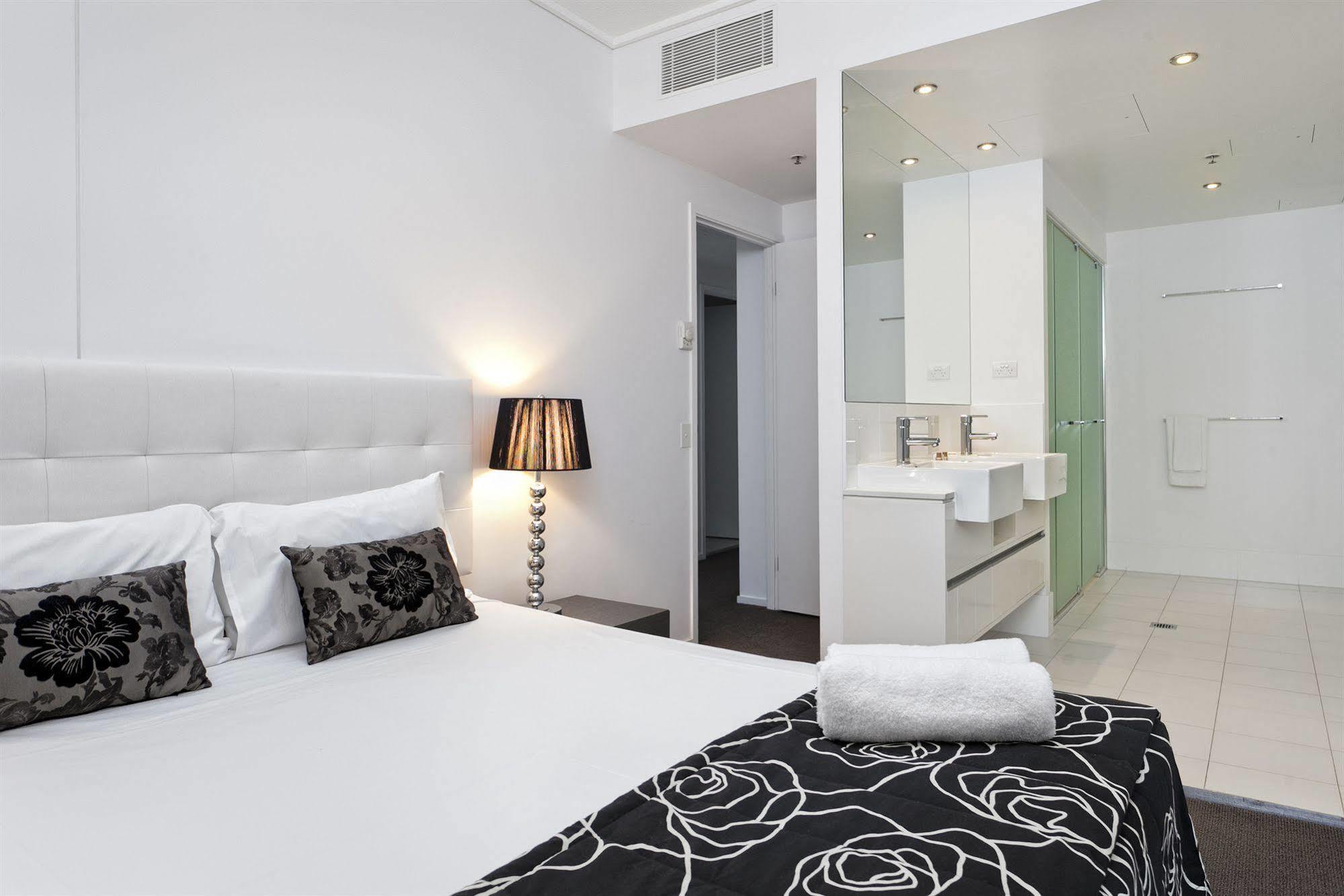 Aparthotel Mantra On The Quay Brisbane Esterno foto